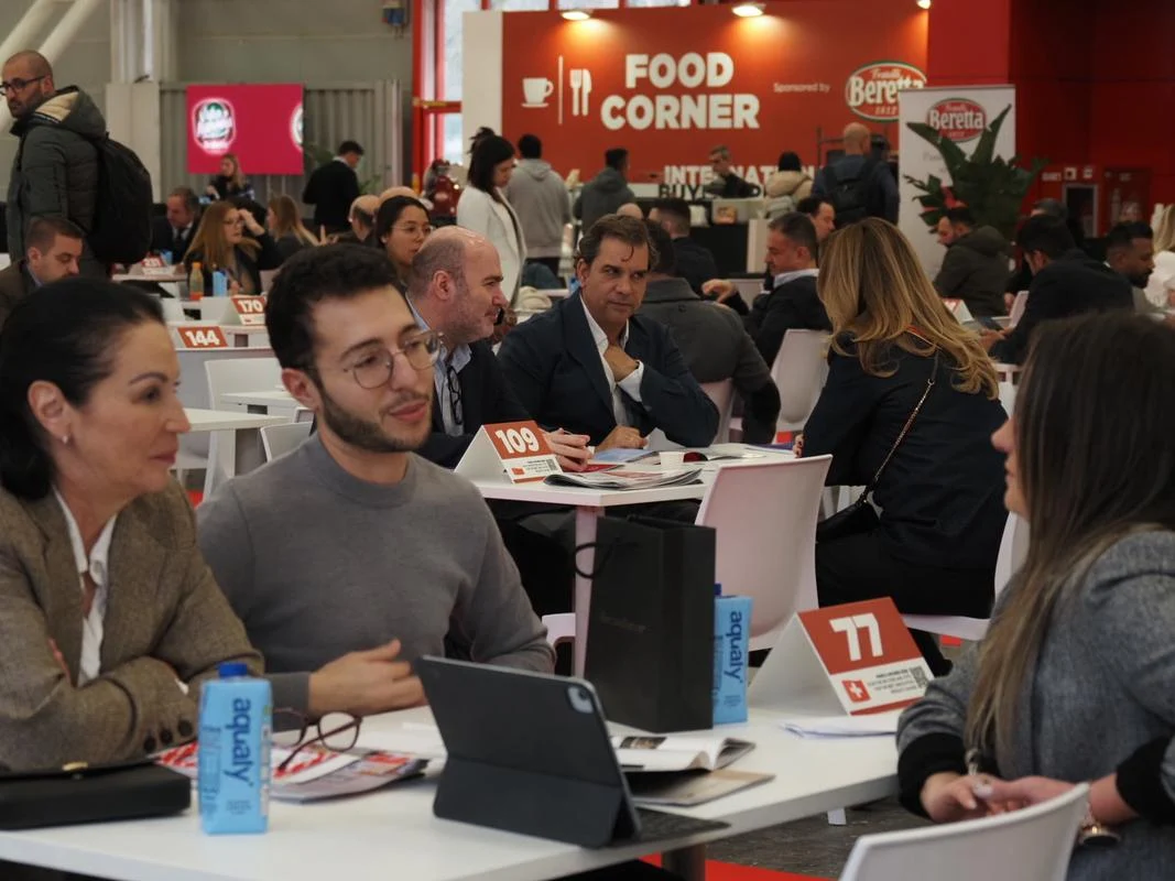 Exhibitors and international buyers hold a scheduled B2B meeting at the MARCA 2026 International Buyers Preview.